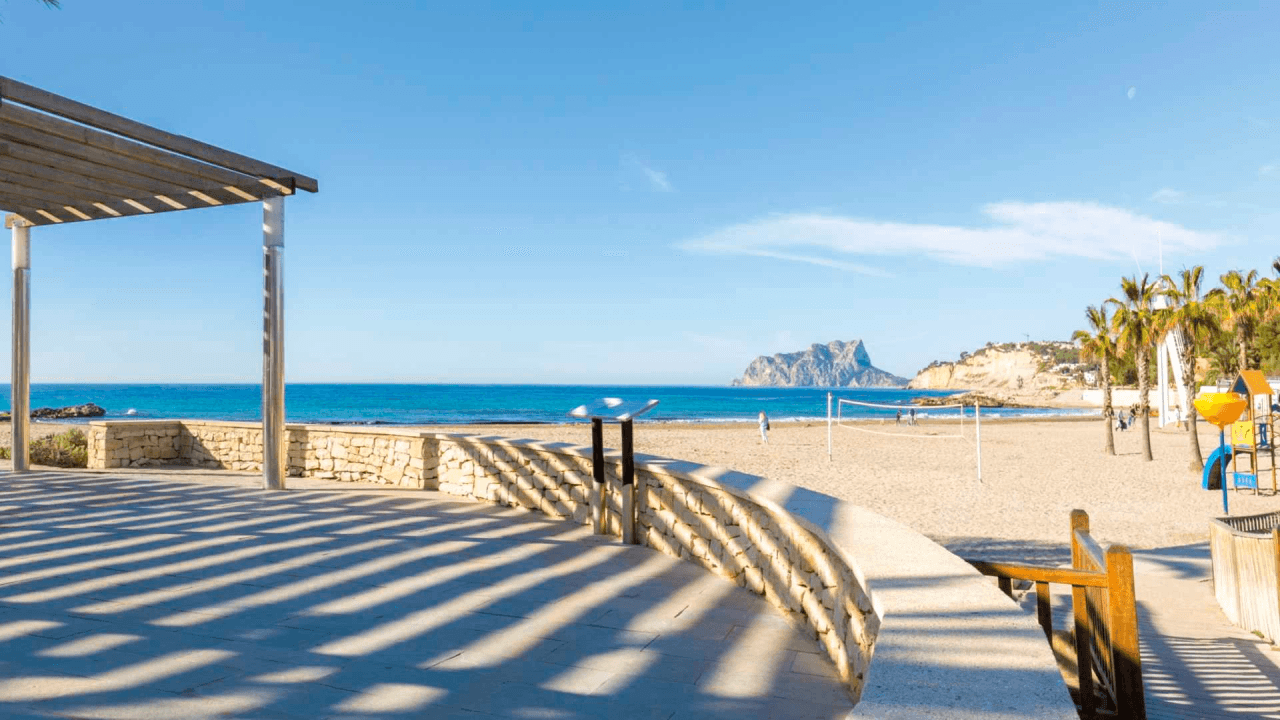 Apartamentos y áticos en venta en Moraira