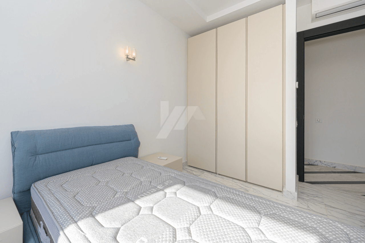 Villa de lujo en segunda línea a la venta en Moraira, con vistas al mar.