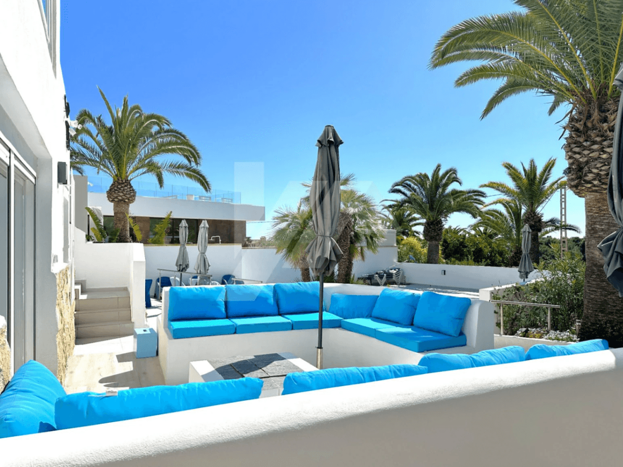 Villa con vistas al Mar en venta en Moraira, Costa Blanca.