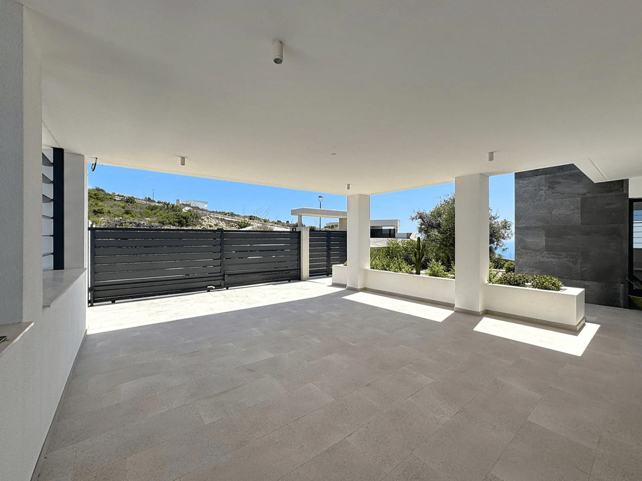 Cumbre del Sol Villa de lujo con vistas panorámicas en residencial Jazmines