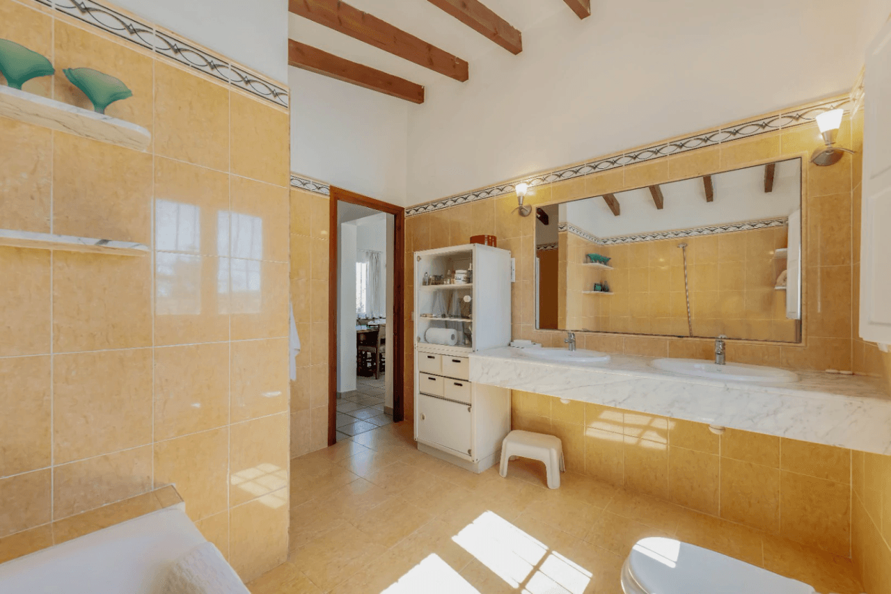 Villa en venta en Moraira con 4 dormitorios y piscina privada