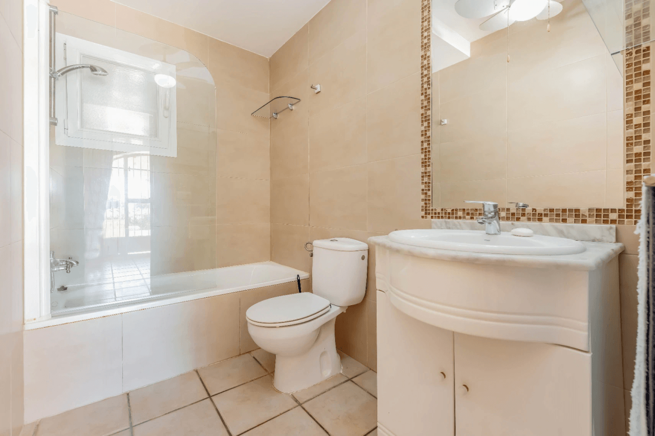 Villa en venta en Moraira con 4 dormitorios y piscina privada