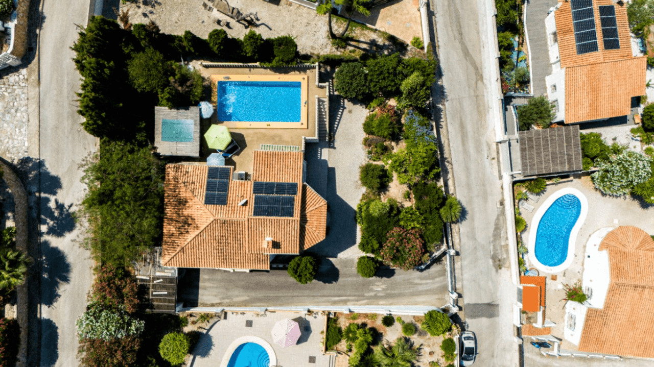 Villa tranquila con vistas a la montaña en venta en Calpe