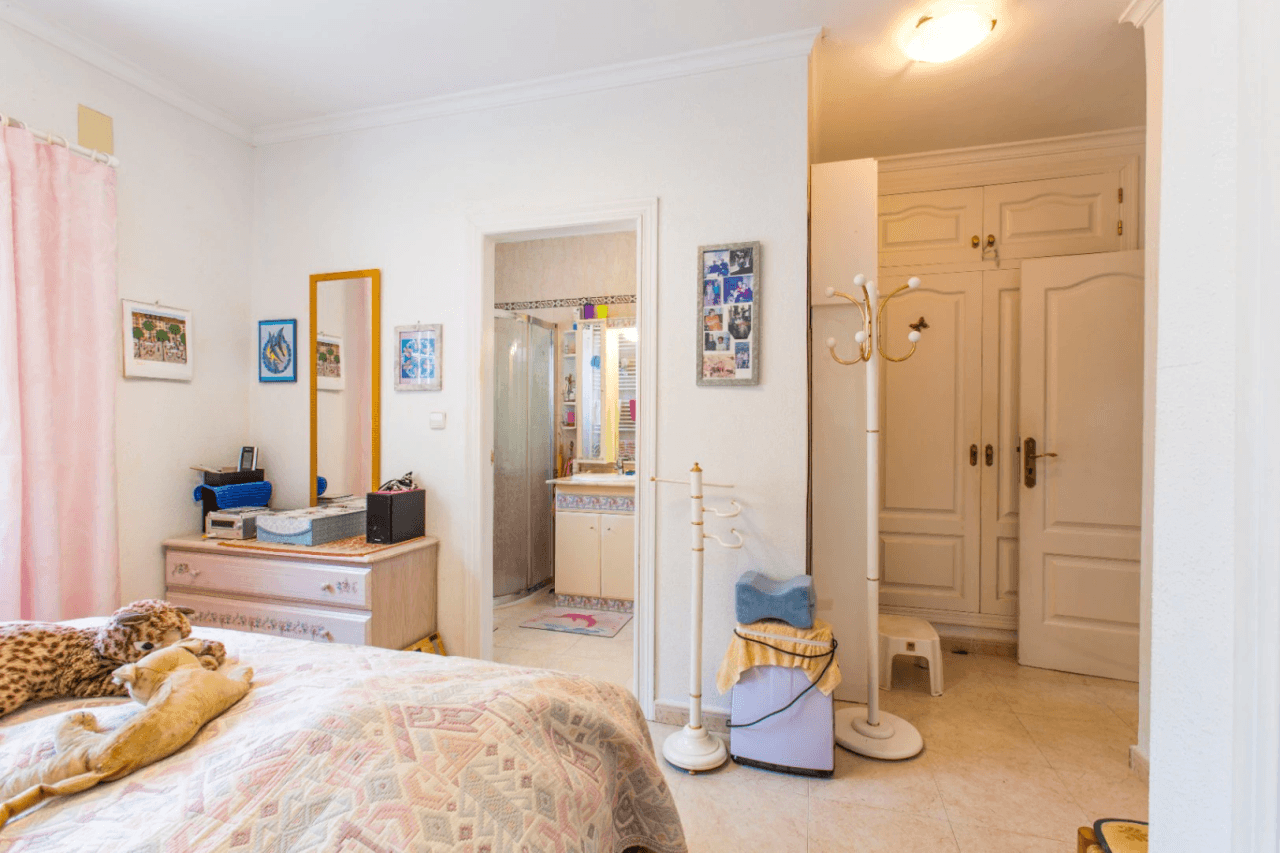 Villa tranquila con vistas a la montaña en venta en Calpe