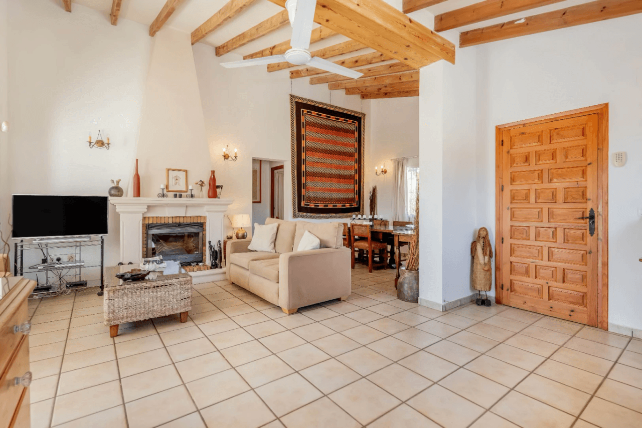 Villa en venta en Moraira con 4 dormitorios y piscina privada