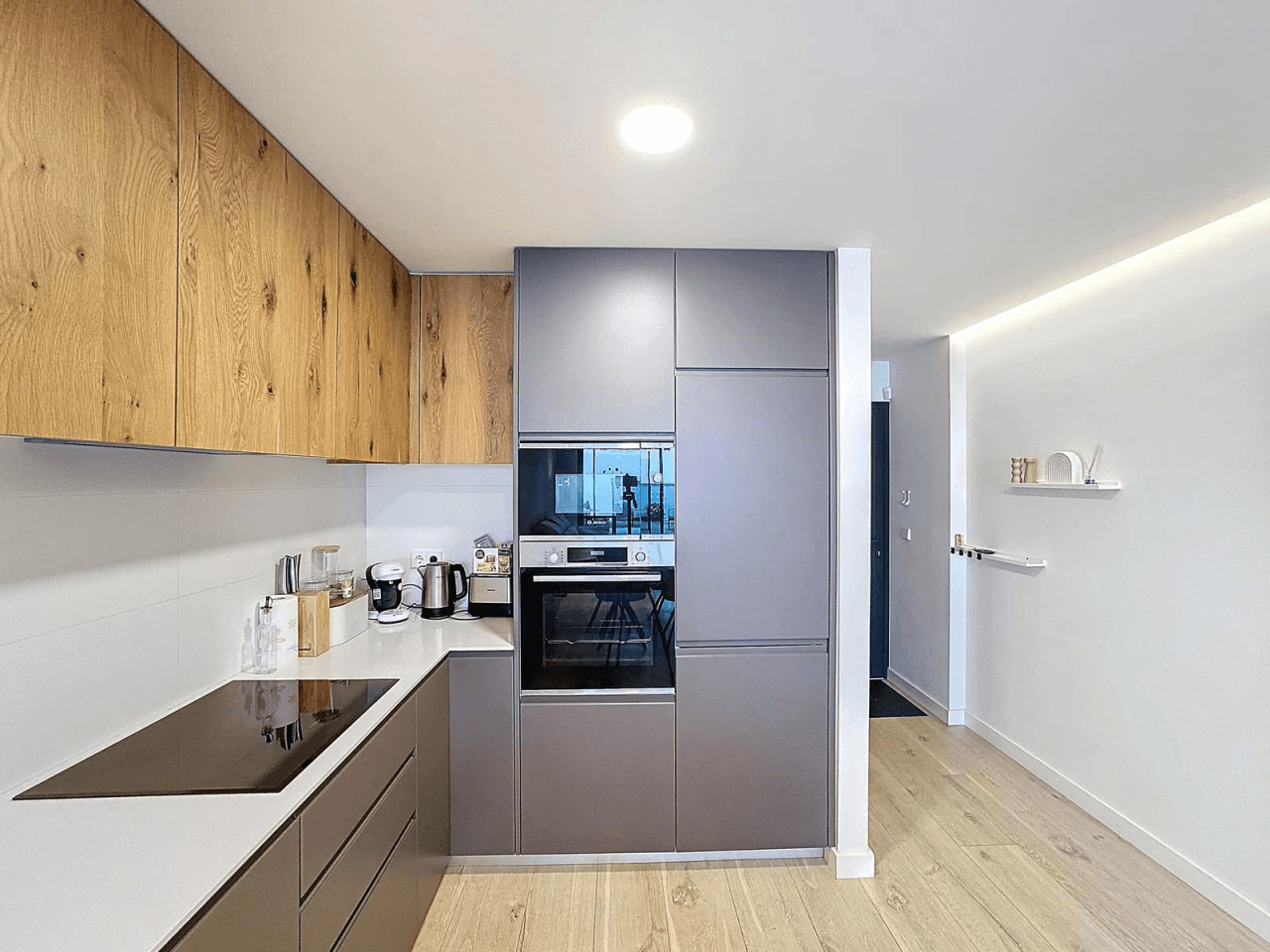 Cumbre del Sol apartamento moderno con jardín privado